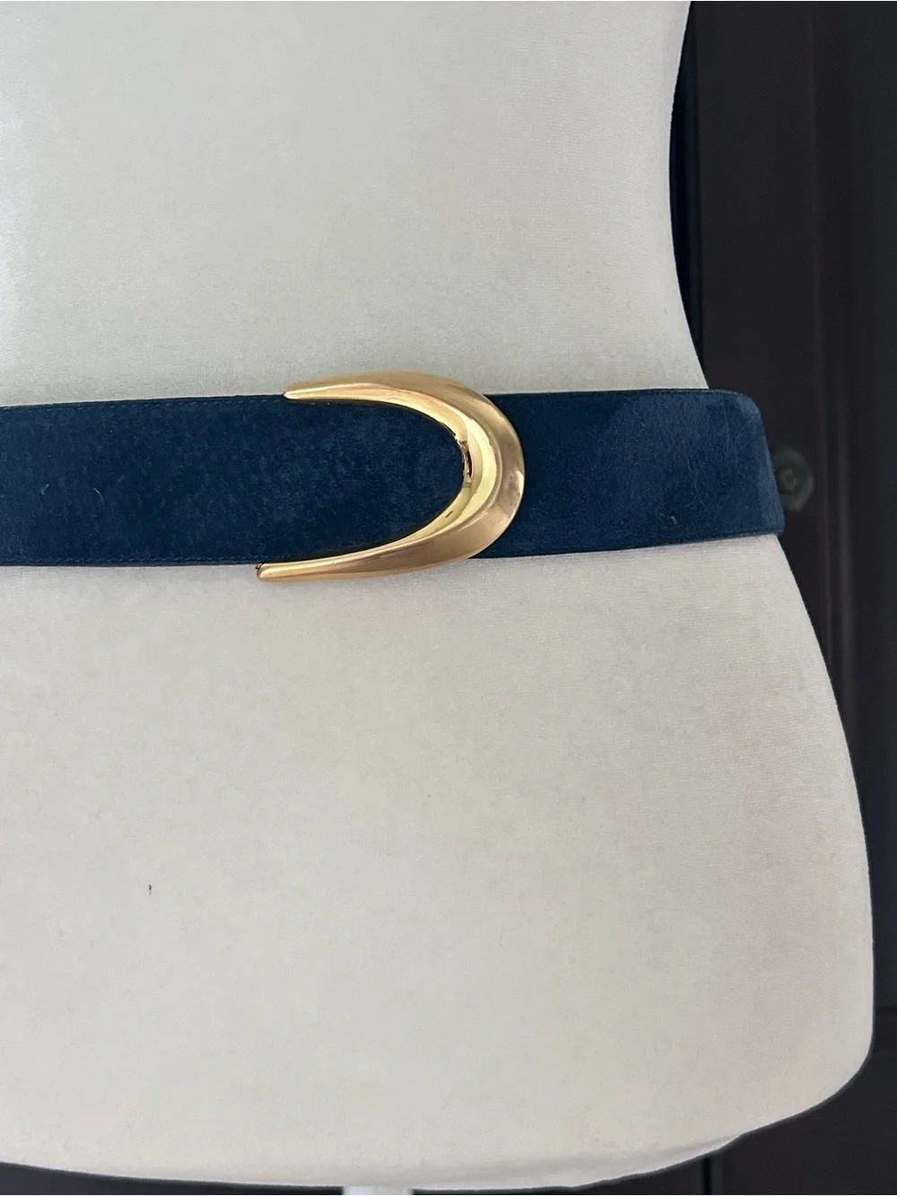 Vintage 80’s/90’s Toledano Genuine Leather Blue Suede Belt Gold Tone Buckle L